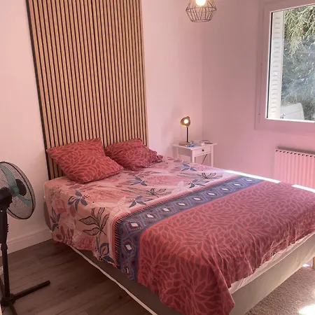 Cozy Apartment, Mountain View, Private Parking