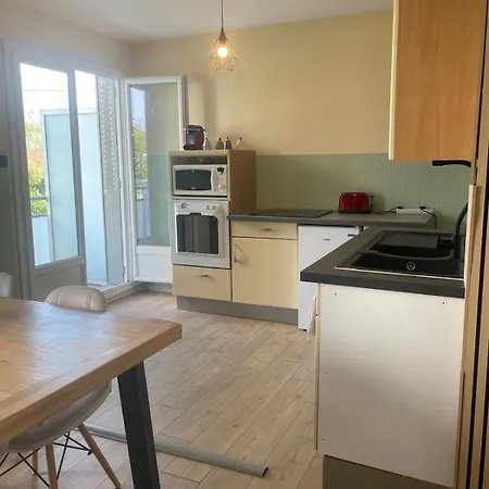 Cozy Apartment, Mountain View, Private Parking
